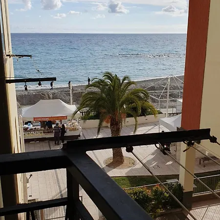Apartmán Casa Tizzy Frontemare