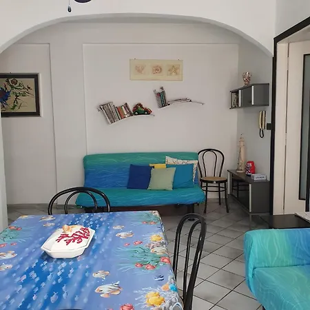 Lägenhet Casa Tizzy Frontemare *