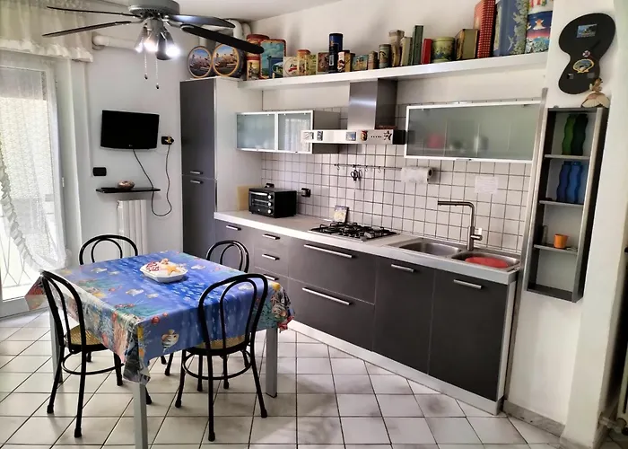 Casa Tizzy Frontemare Borghetto Santo Spirito